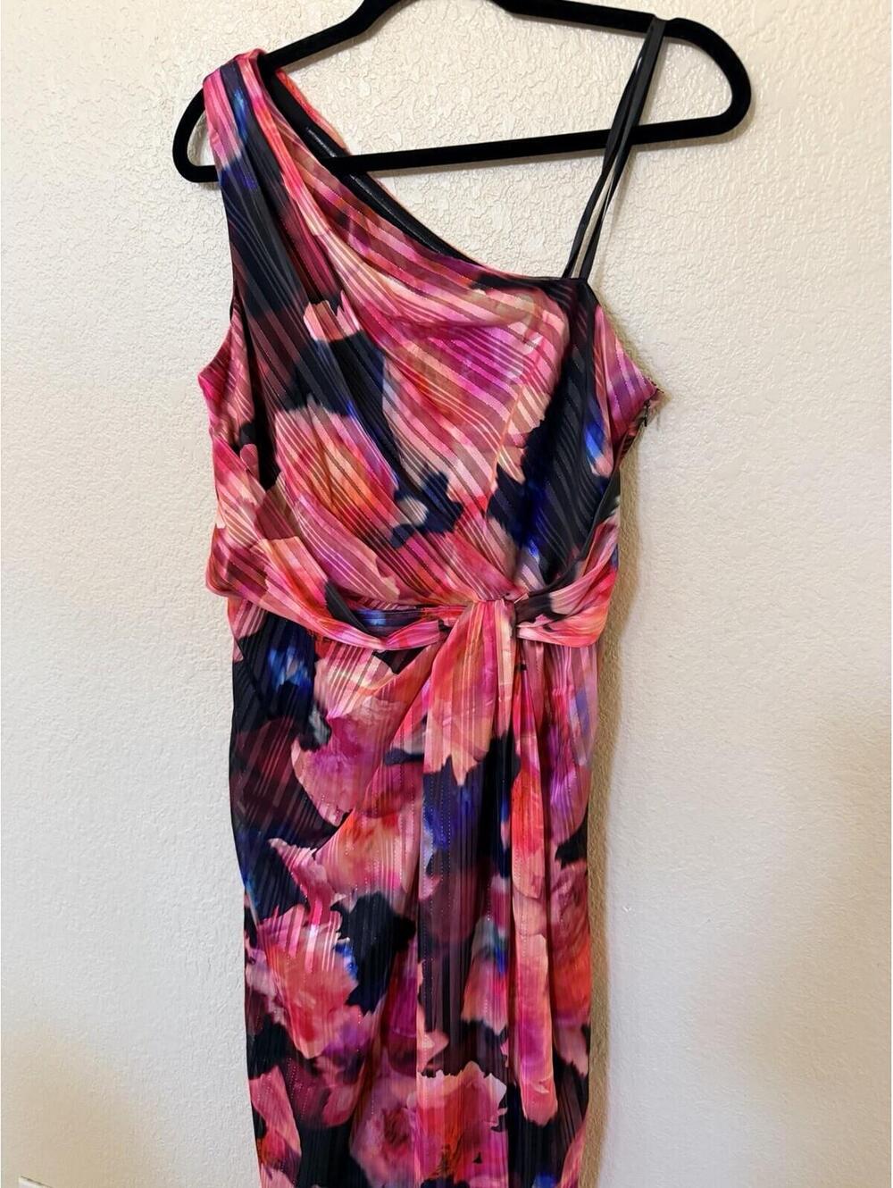 New Adrianna Papell Pleated Floral One-Shoulder Chiffon Gown  Black/Berry Sz 12 - Picture 3 of 10